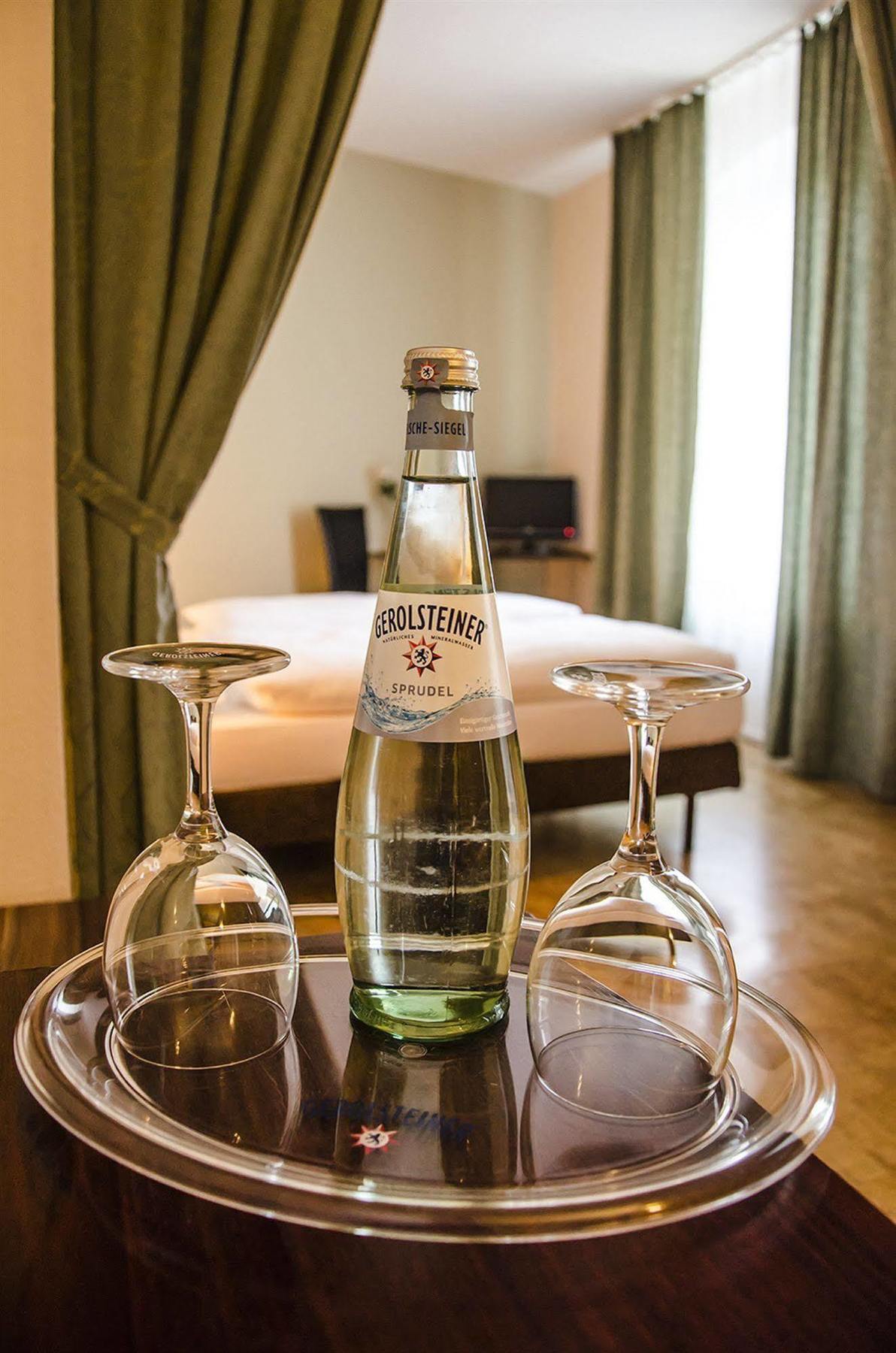 Hotel-pension Victoria 2* Berlim